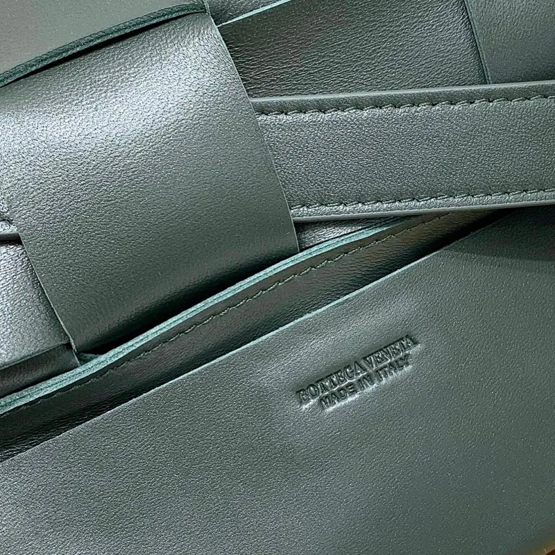 All categories 💚 Authentic bags 💚 BV 2025 new BV crossbody bag